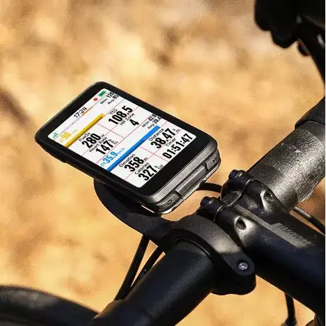 Prečo je transflektívny TFT modul ideálny pre vonkajšie displeje